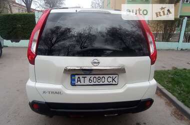 Внедорожник / Кроссовер Nissan X-Trail 2012 в Черновцах