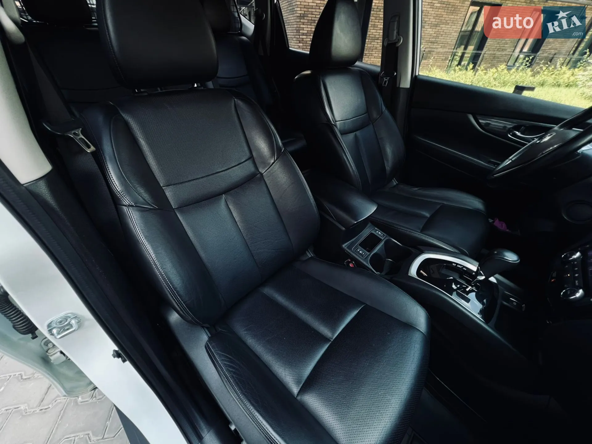 2015 Nissan X-Trail - мініатюра 35