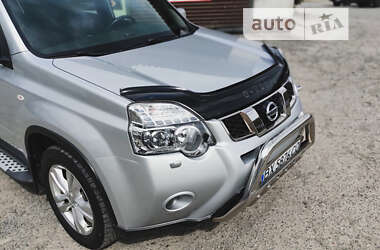 Внедорожник / Кроссовер Nissan X-Trail 2013 в Хмельницком