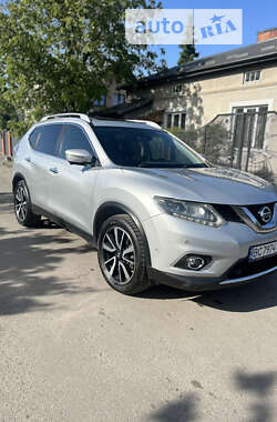 Позашляховик / Кросовер Nissan X-Trail 2015 в Золочеві