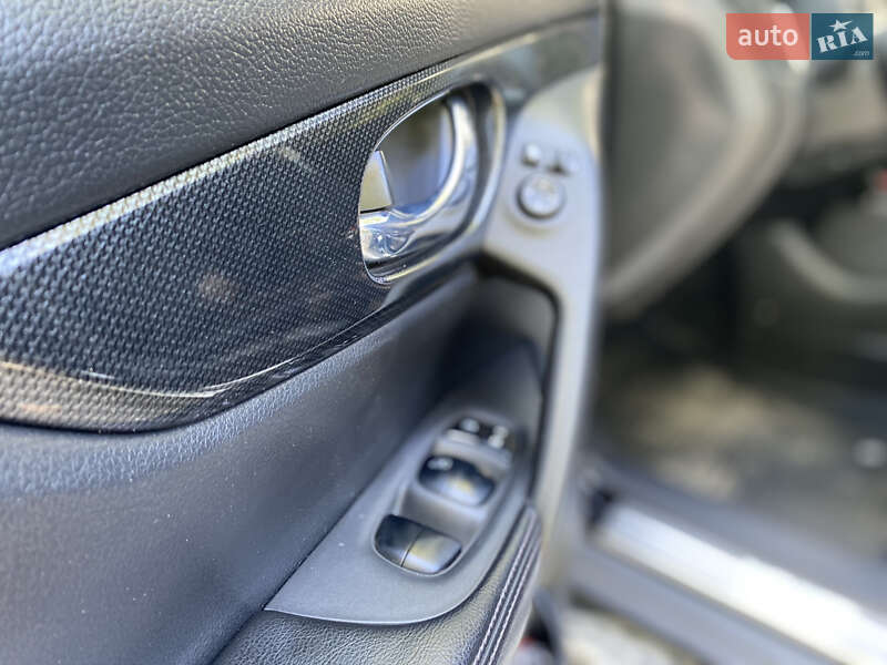 Позашляховик / Кросовер Nissan X-Trail 2017 в Горішніх Плавнях фото 20 Позашляховик / Кросовер Nissan X-Trail 2017 в Горішніх Плавнях