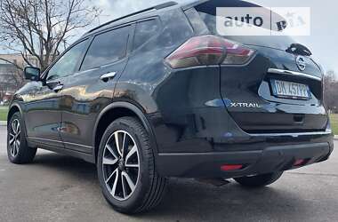 Внедорожник / Кроссовер Nissan X-Trail 2017 в Ровно