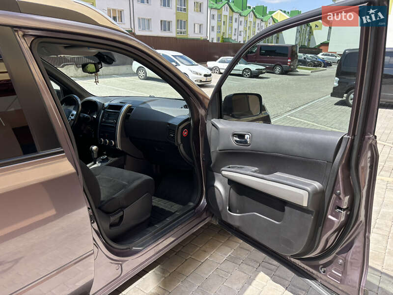 Позашляховик / Кросовер Nissan X-Trail 2012 в Львові