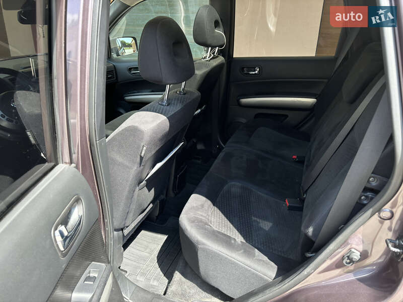 Позашляховик / Кросовер Nissan X-Trail 2012 в Львові