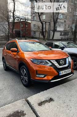 Позашляховик / Кросовер Nissan X-Trail 2017 в Дніпрі