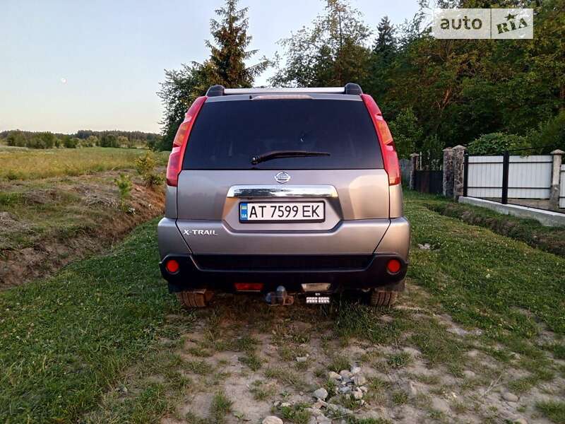 Внедорожник / Кроссовер Nissan X-Trail 2008 в Надворной