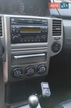 Внедорожник / Кроссовер Nissan X-Trail 2004 в 