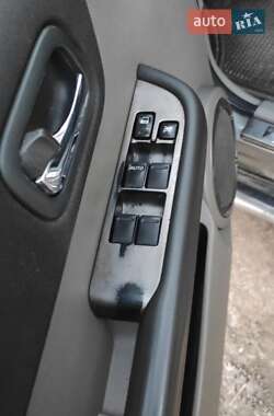 Внедорожник / Кроссовер Nissan X-Trail 2004 в 