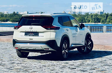 Внедорожник / Кроссовер Nissan X-Trail 2023 в Киеве