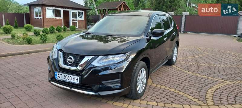 Внедорожник / Кроссовер Nissan X-Trail 2021 в Ивано-Франковске