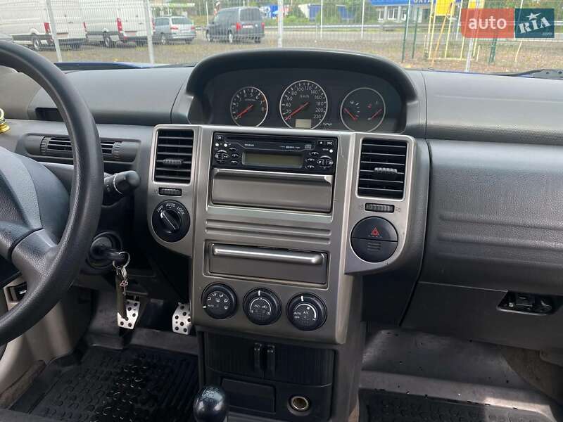Позашляховик / Кросовер Nissan X-Trail 2005 в Луцьку