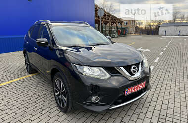 Позашляховик / Кросовер Nissan X-Trail 2016 в Нововолинську