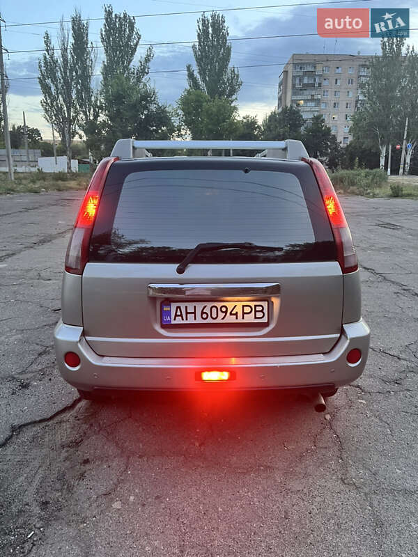 Внедорожник / Кроссовер Nissan X-Trail 2004 в Кодыме