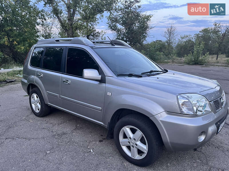 Внедорожник / Кроссовер Nissan X-Trail 2004 в Кодыме