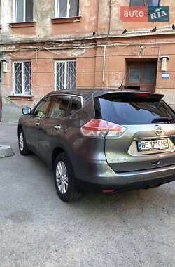 Внедорожник / Кроссовер Nissan X-Trail 2015 в 