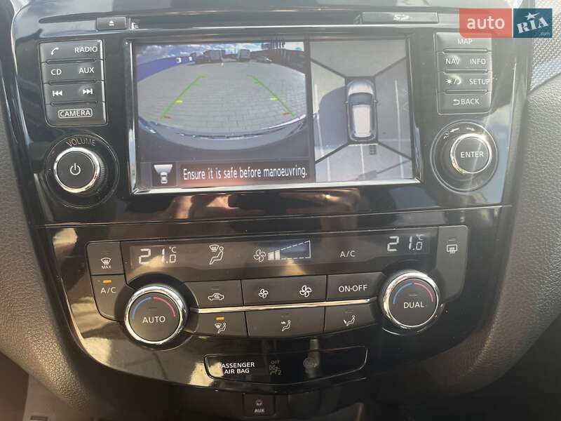 Внедорожник / Кроссовер Nissan X-Trail 2016 в Калуше