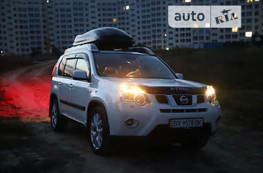 Внедорожник / Кроссовер Nissan X-Trail 2013 в Хмельницком