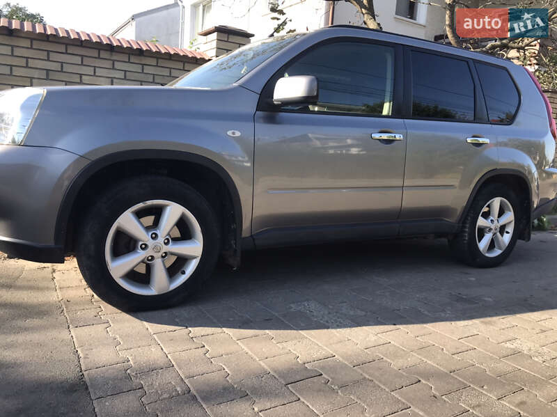 Внедорожник / Кроссовер Nissan X-Trail 2007 в Львове