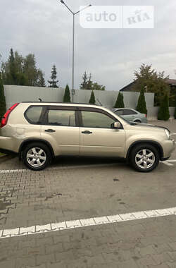 Позашляховик / Кросовер Nissan X-Trail 2008 в Києві