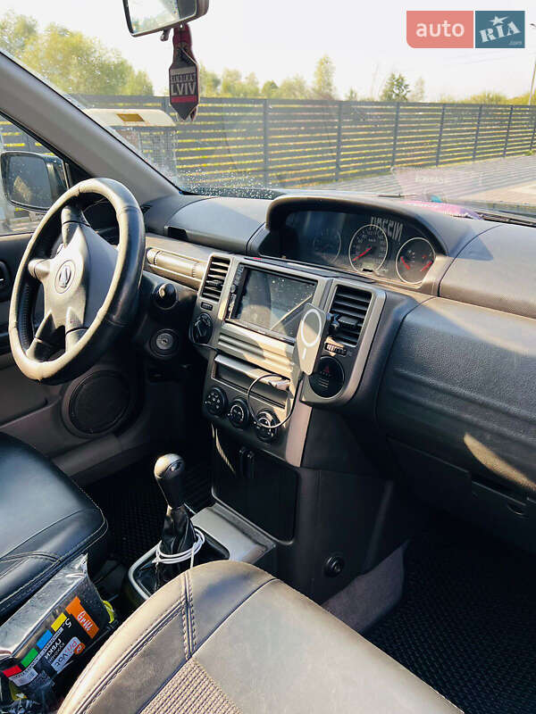 Позашляховик / Кросовер Nissan X-Trail 2006 в Добротворі