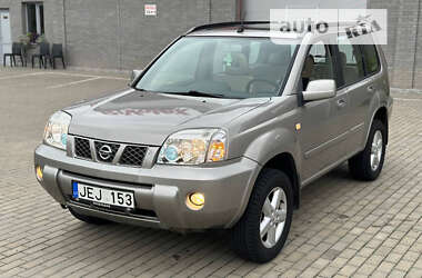 Позашляховик / Кросовер Nissan X-Trail 2003 в Рівному