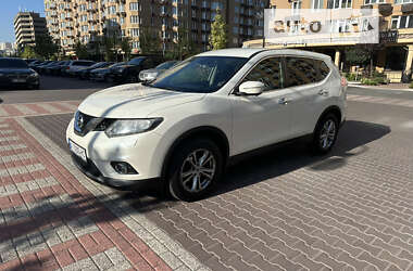 Позашляховик / Кросовер Nissan X-Trail 2016 в Києві