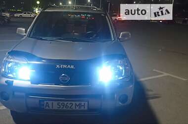 Позашляховик / Кросовер Nissan X-Trail 2004 в Києві