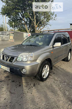 Внедорожник / Кроссовер Nissan X-Trail 2002 в Краматорске