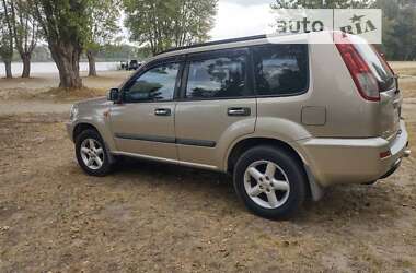 Внедорожник / Кроссовер Nissan X-Trail 2003 в Черкассах