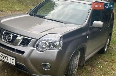 Позашляховик / Кросовер Nissan X-Trail 2011 в Калуші