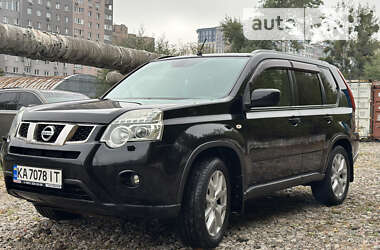 Позашляховик / Кросовер Nissan X-Trail 2011 в Києві