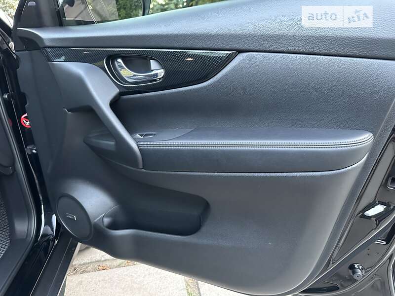 Внедорожник / Кроссовер Nissan X-Trail 2018 в Павлограде