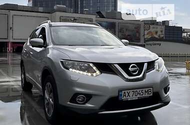 Внедорожник / Кроссовер Nissan X-Trail 2016 в Киеве