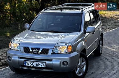 Внедорожник / Кроссовер Nissan X-Trail 2006 в Костополе