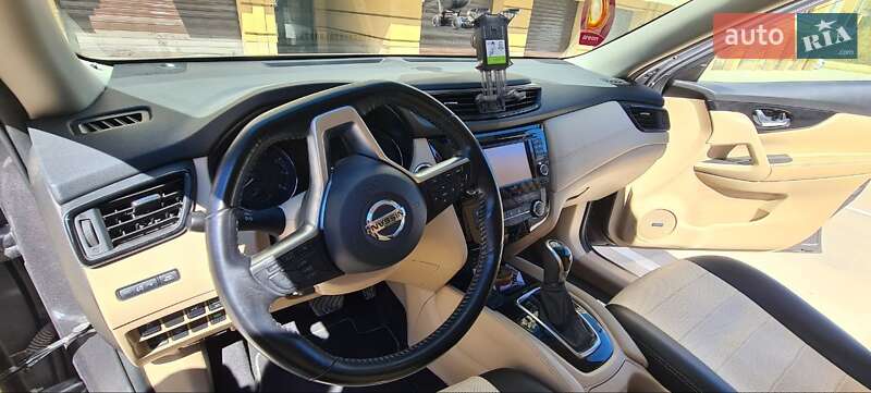 Внедорожник / Кроссовер Nissan X-Trail 2018 в Львове