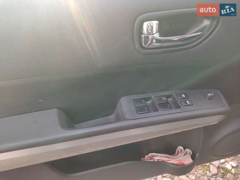 Внедорожник / Кроссовер Nissan X-Trail 2011 в Збараже
