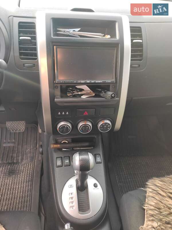 Внедорожник / Кроссовер Nissan X-Trail 2011 в Збараже