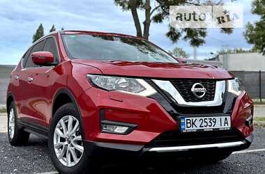 Внедорожник / Кроссовер Nissan X-Trail 2021 в Киеве