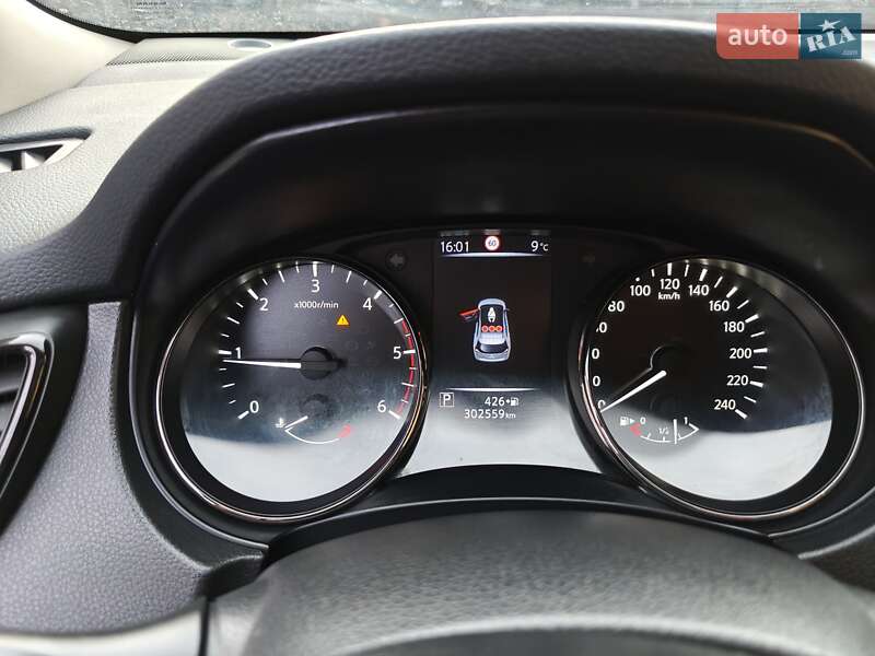 Внедорожник / Кроссовер Nissan X-Trail 2017 в Камне-Каширском