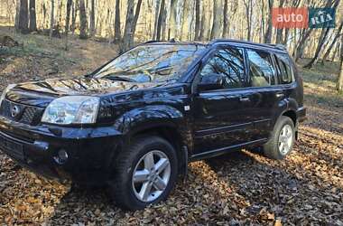 Позашляховик / Кросовер Nissan X-Trail 2005 в Львові