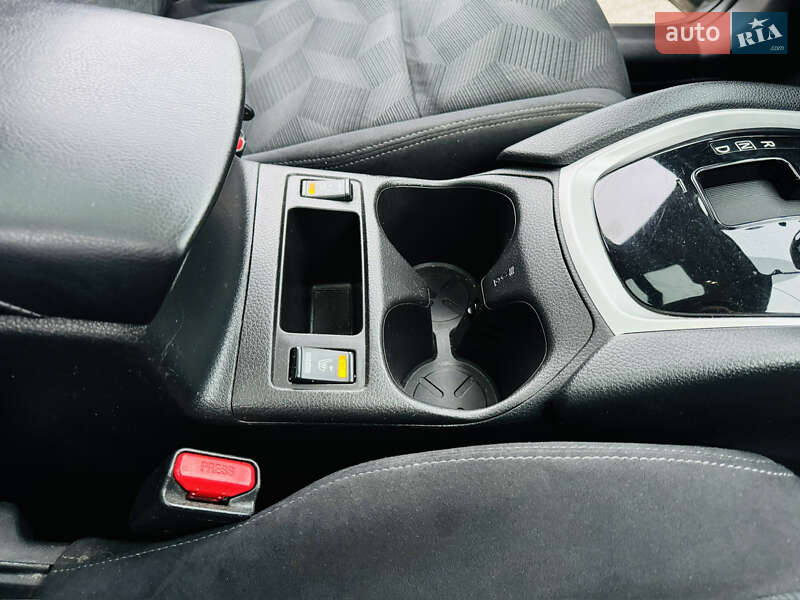 Позашляховик / Кросовер Nissan X-Trail 2014 в Харкові