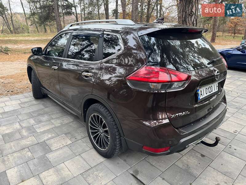 Позашляховик / Кросовер Nissan X-Trail 2019 в Рокитному