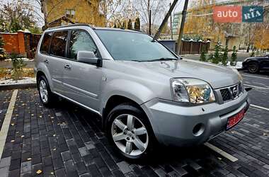 Внедорожник / Кроссовер Nissan X-Trail 2006 в Полтаве