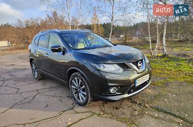 Внедорожник / Кроссовер Nissan X-Trail 2015 в Чернигове