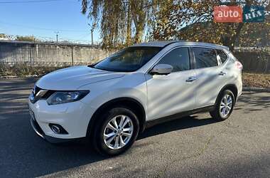 Внедорожник / Кроссовер Nissan X-Trail 2017 в Николаеве