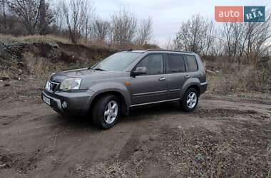 Внедорожник / Кроссовер Nissan X-Trail 2001 в Краматорске