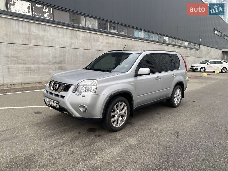 Внедорожник / Кроссовер Nissan X-Trail 2011 в Киеве