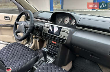 Позашляховик / Кросовер Nissan X-Trail 2004 в Дніпрі