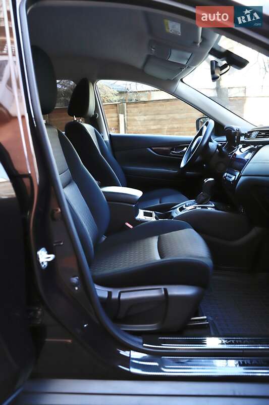 Позашляховик / Кросовер Nissan X-Trail 2021 в Івано-Франківську