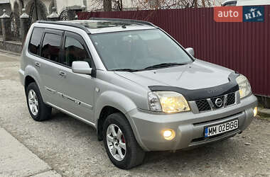 Позашляховик / Кросовер Nissan X-Trail 2005 в Тячеві